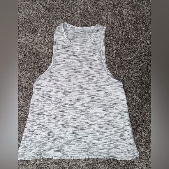 Lululemon Squad Goals Tank size 2 - Picture 5 of 8